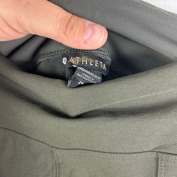 NEW Athleta Headlands Hybrid Cargo II Tight Leggings Army Green Plus Size 26 - Picture 9 of 11